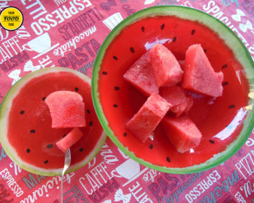 7 Awesome Health Benefits of Watermelon + Risks