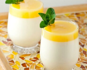 Vanilla Panna Cotta with Lemon Compote