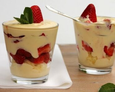 Zabaione with Strawberries