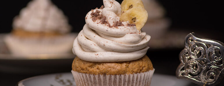 Flawless Banana Cupcakes (with Cappuccino Buttercream Frosting)
