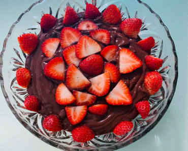 Vegan “I Want Some More” Chocolate Pudding