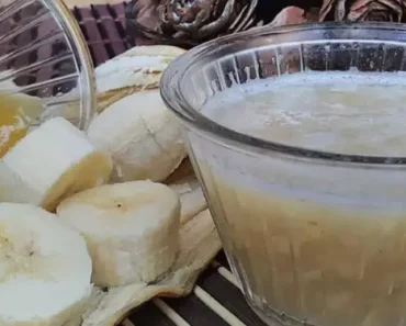 Powerful Home Remedy For Cough And Bronchitis: Just Mix Banana, Honey And Water