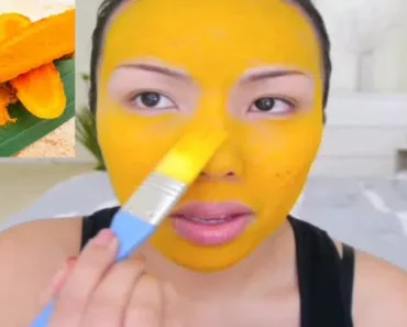 Easy Turmeric Face Mask for Aging Skin